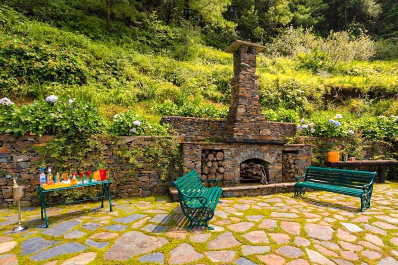 Stayvista At Violet Hill With Bonfire, Gazebo & Hill View 西姆拉 外观 照片